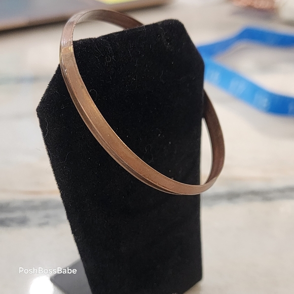 Vintage Solid Copper Bangle Bracelet 2.5" - Picture 1 of 6
